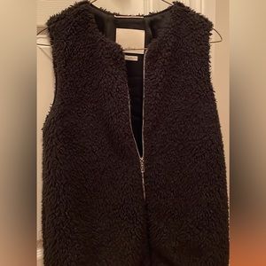 Aritzia Wilfred Chatou Sherpa Vest